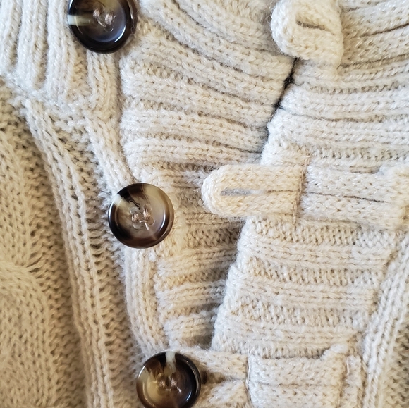 Knit sweater - Picture 3 of 4